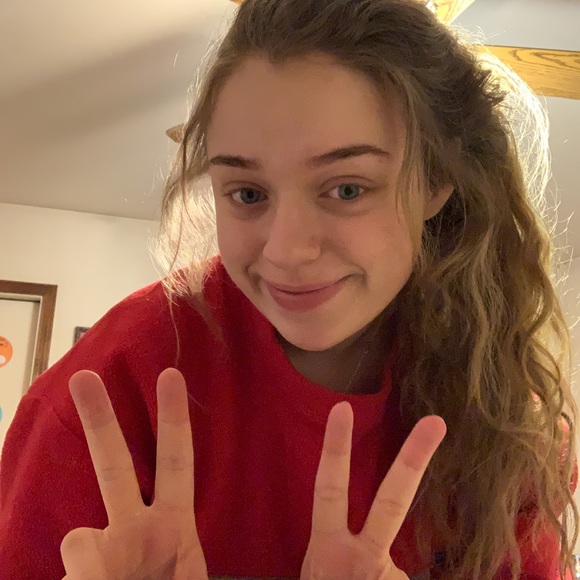 Meet your Posher, Gabbi - Picture 9 of 10